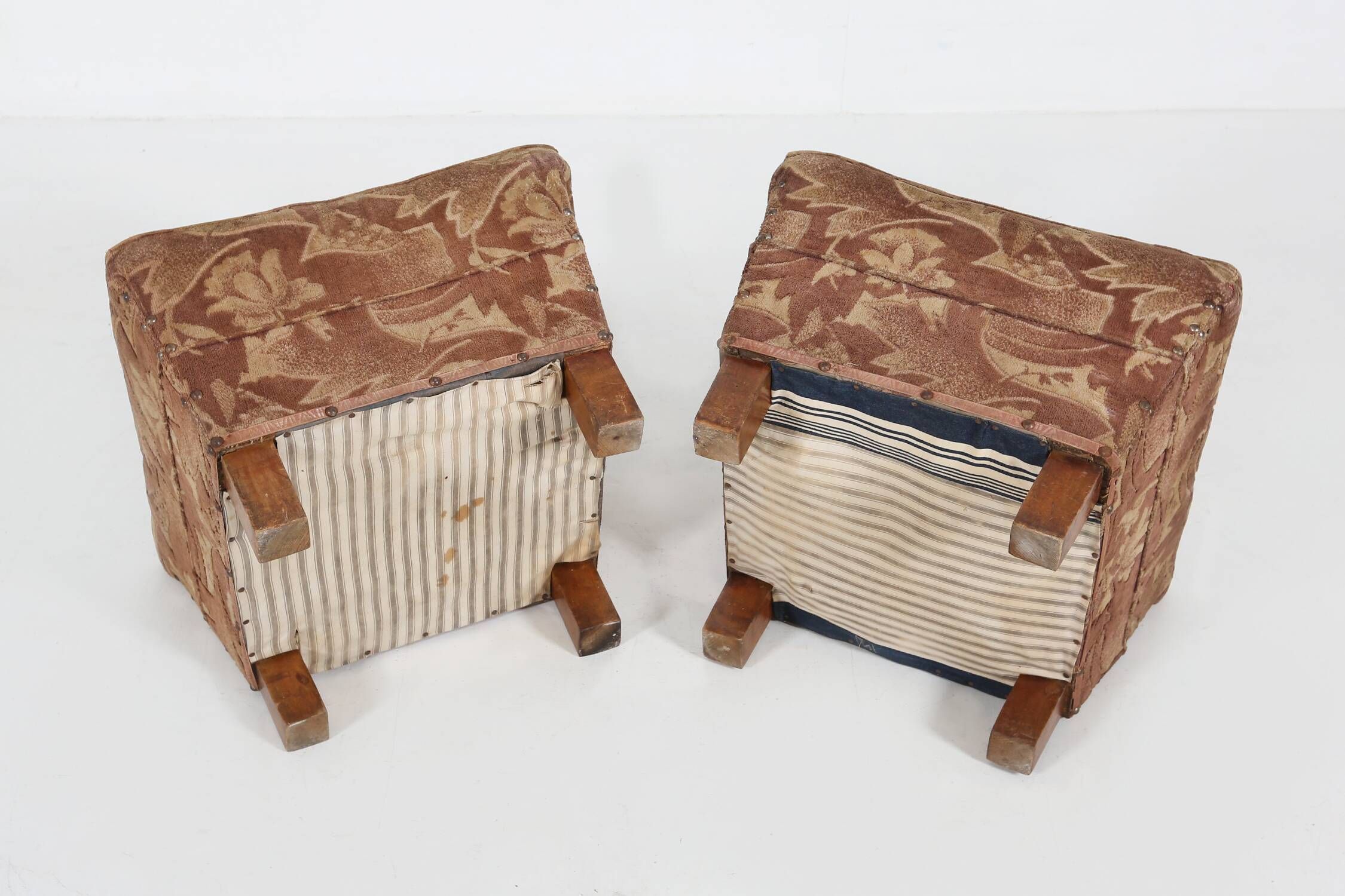 Set of 2 Art Deco poufs with original upholstery, France 1930