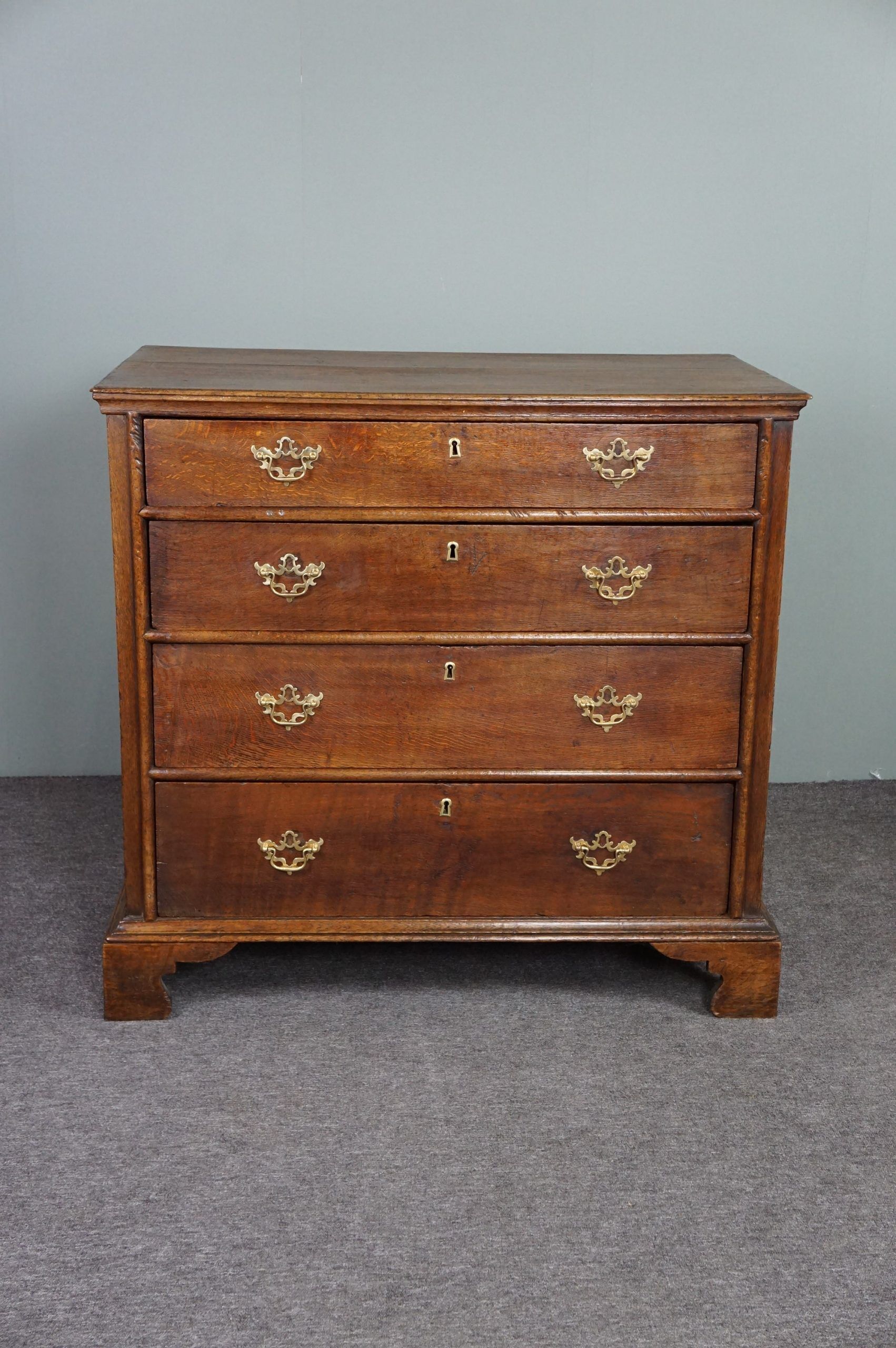 English oak chest of drawers late eighteenth century