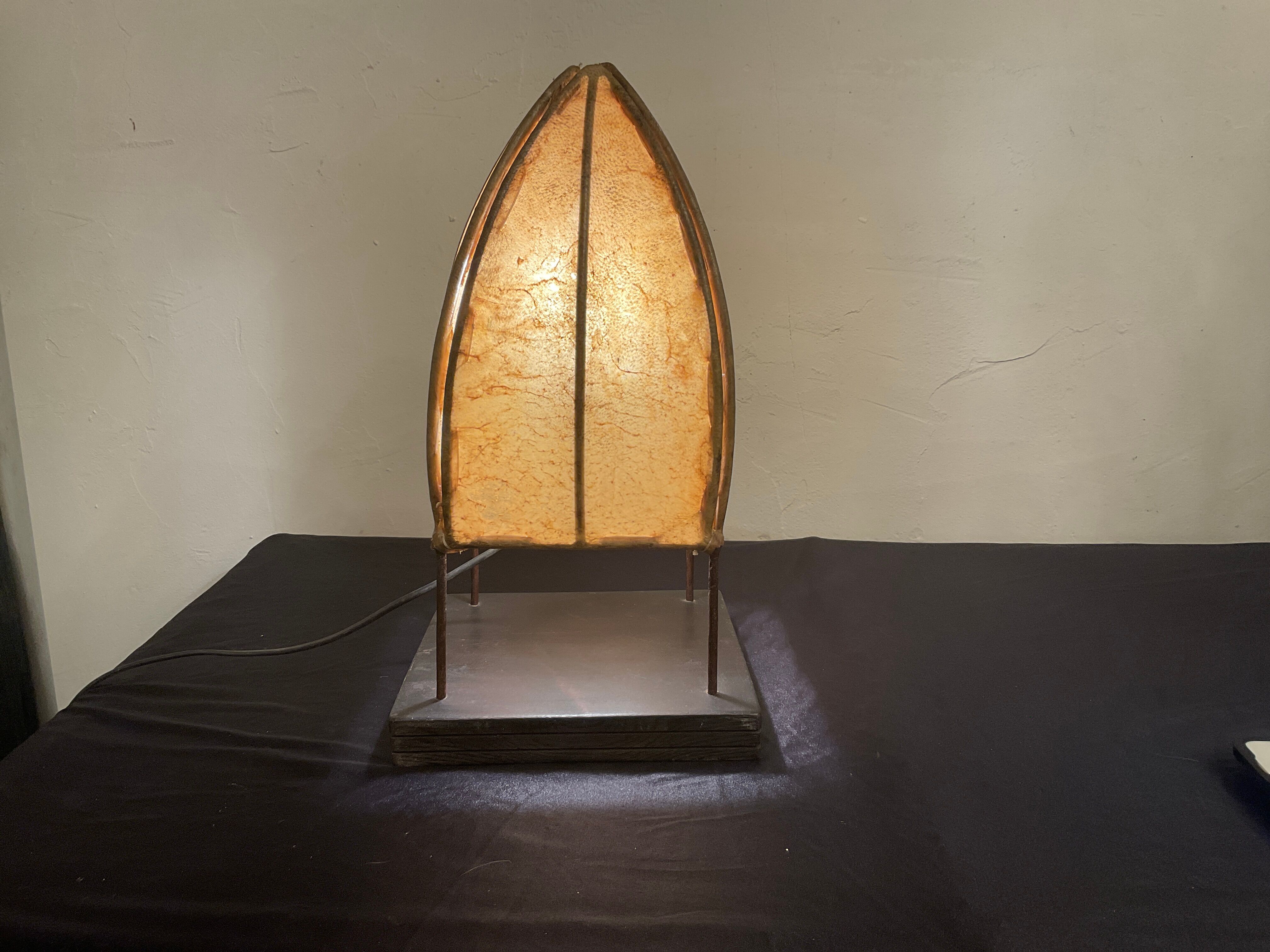 Ottoman lamp made of natural material