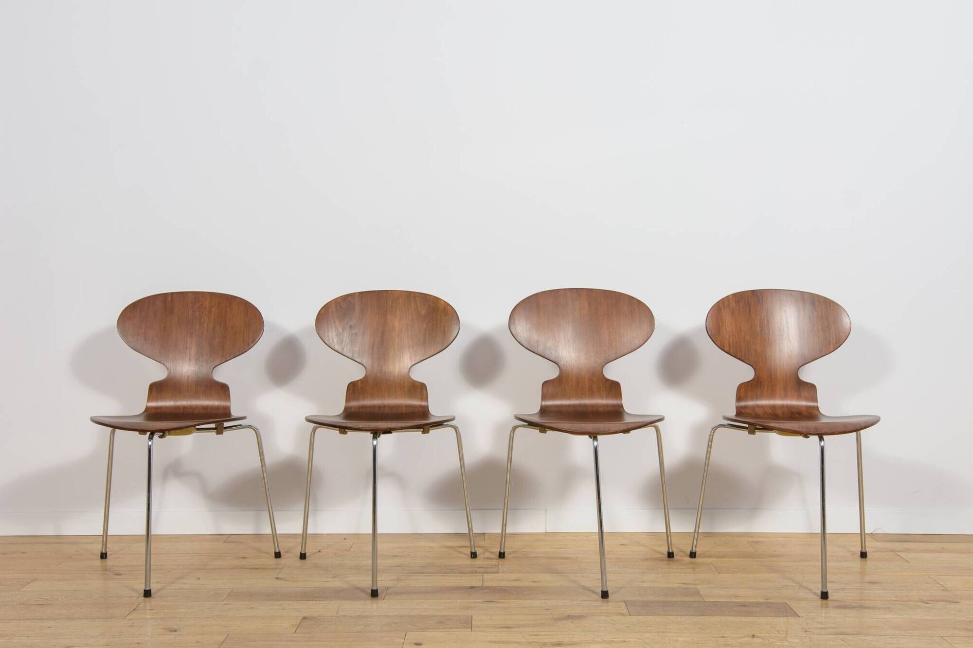 Mid-Century Model 3101 Ant Dining Chairs by Arne Jacobsen for Fritz Hansen, Denmark, 1970s, Set of 4