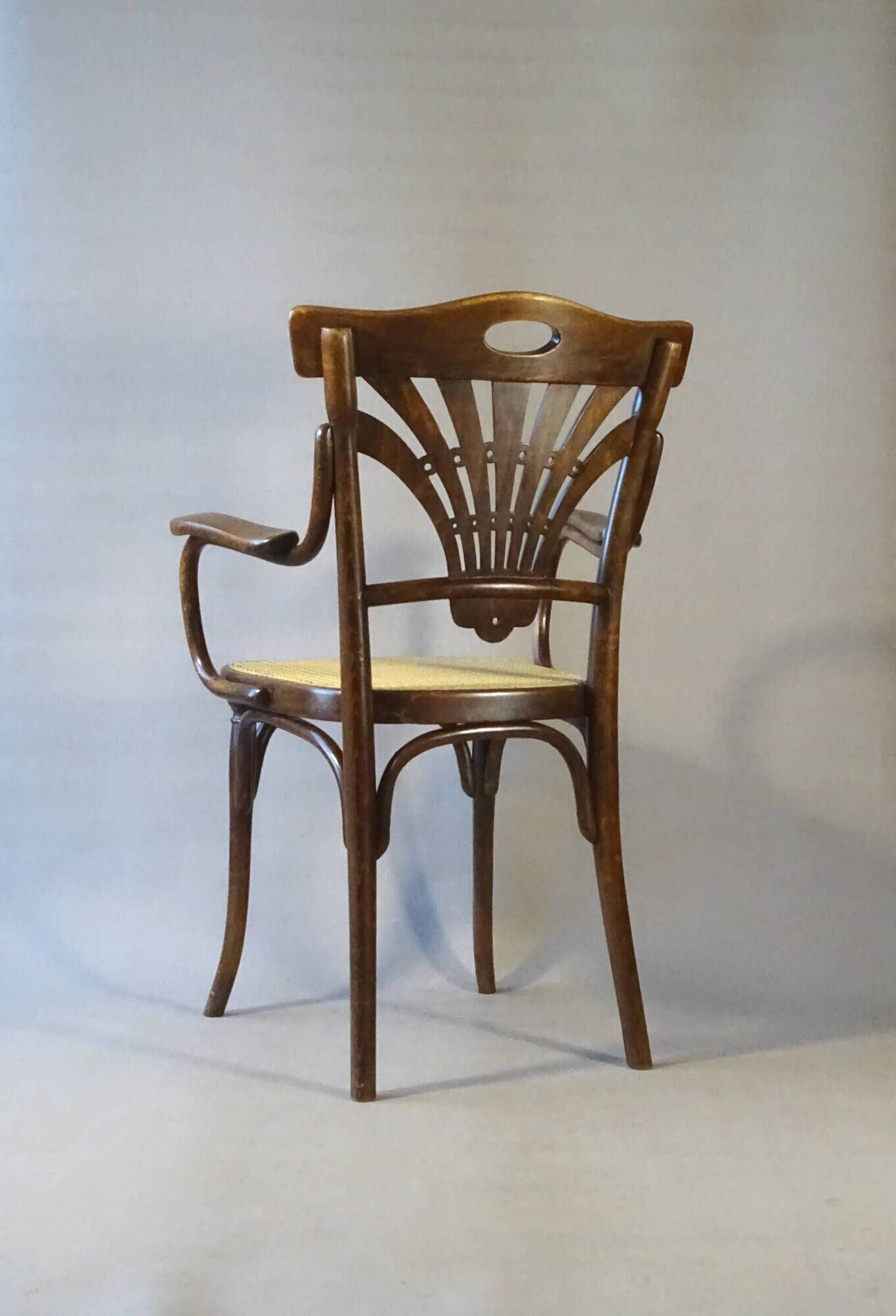 Thonet caned Art Nouveau armchair N°293, circa 1905 - bentwood -