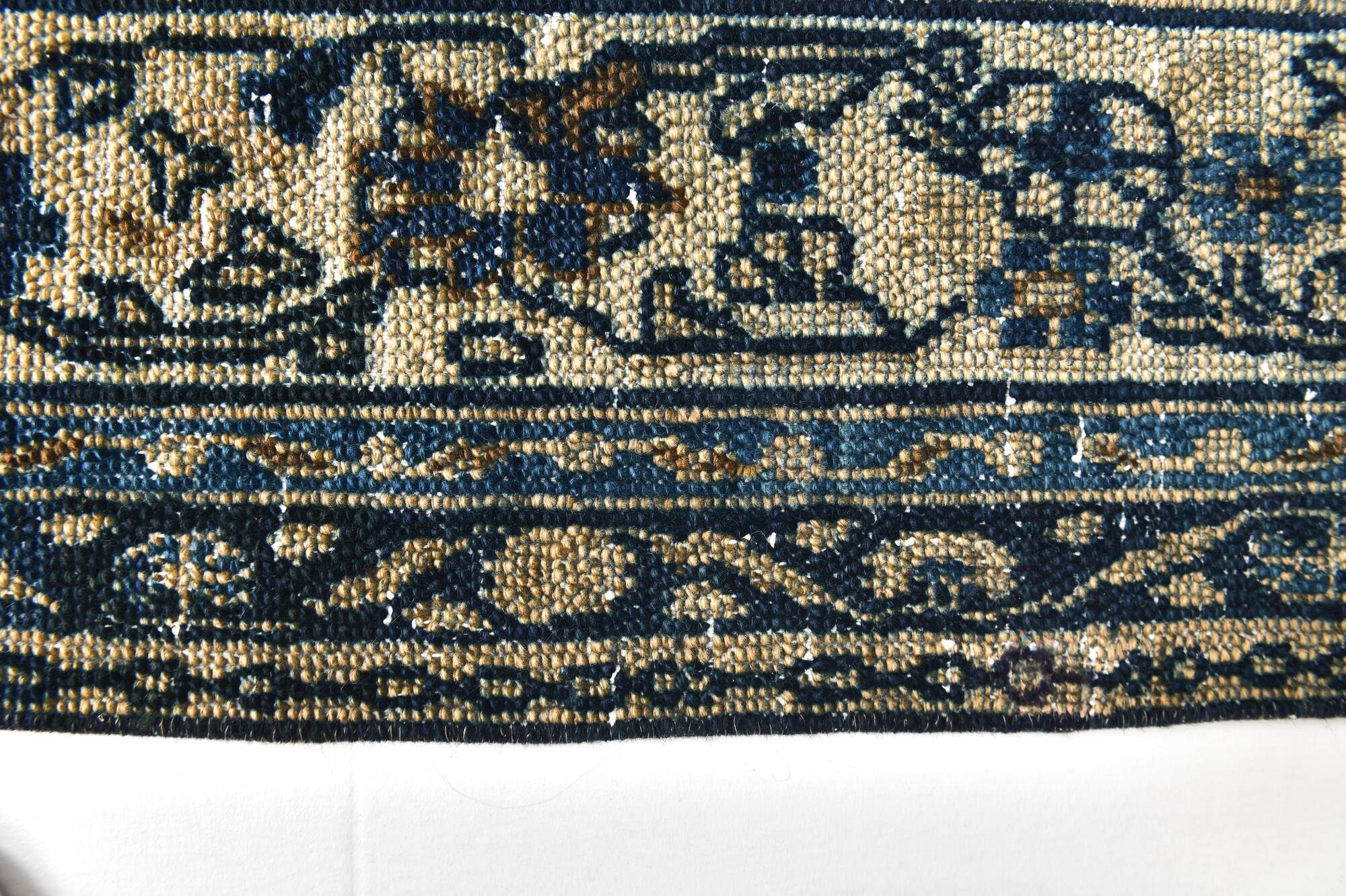 Classic Pattern Navy Blue Persian Rug, 311x402Cm