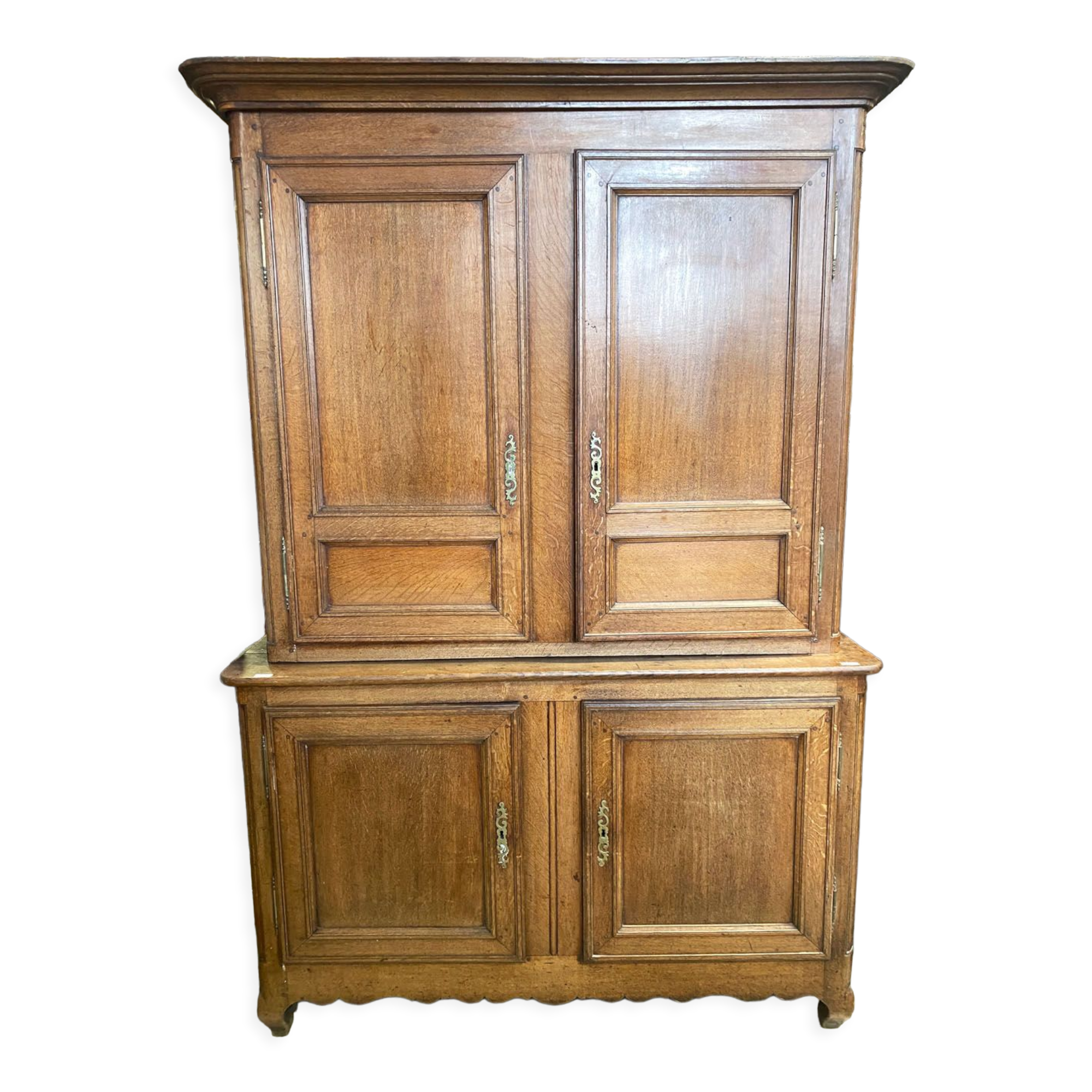 Buffet 2 bodies in solid oak. 2 bodies