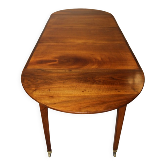 Six legs walnut Restoration XIX table