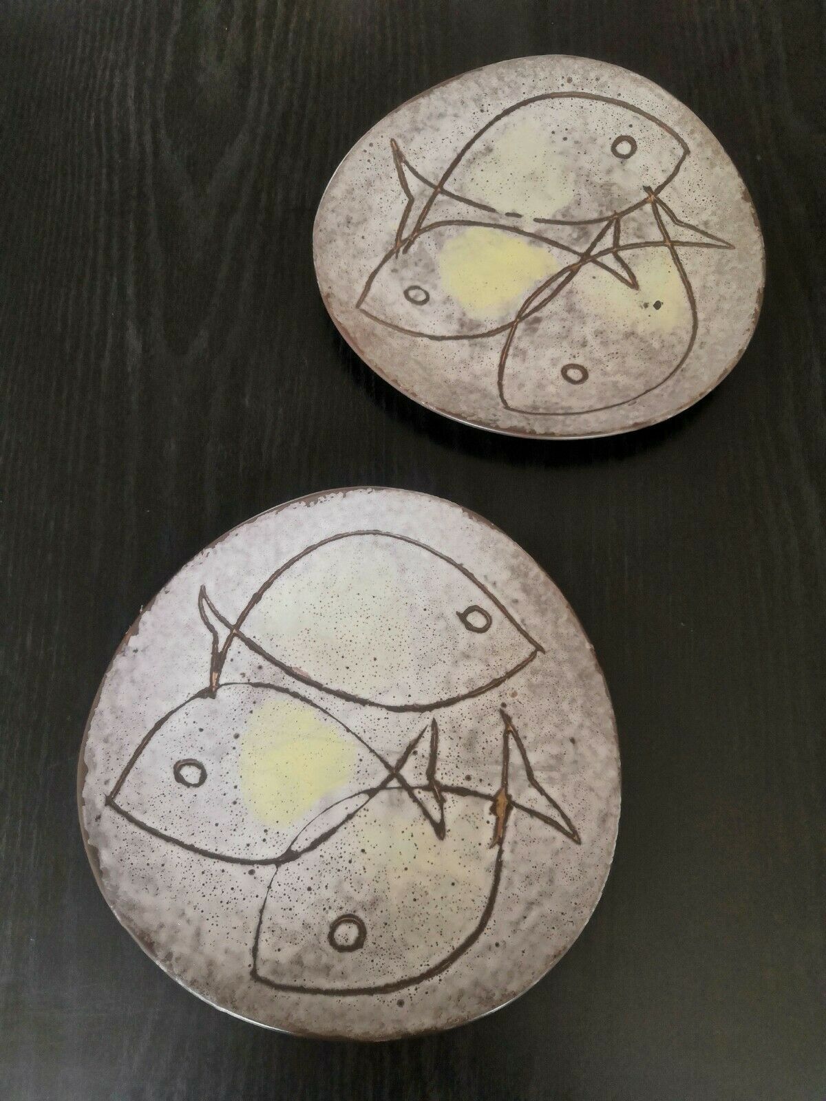 Pair of ceramic plates design 60s