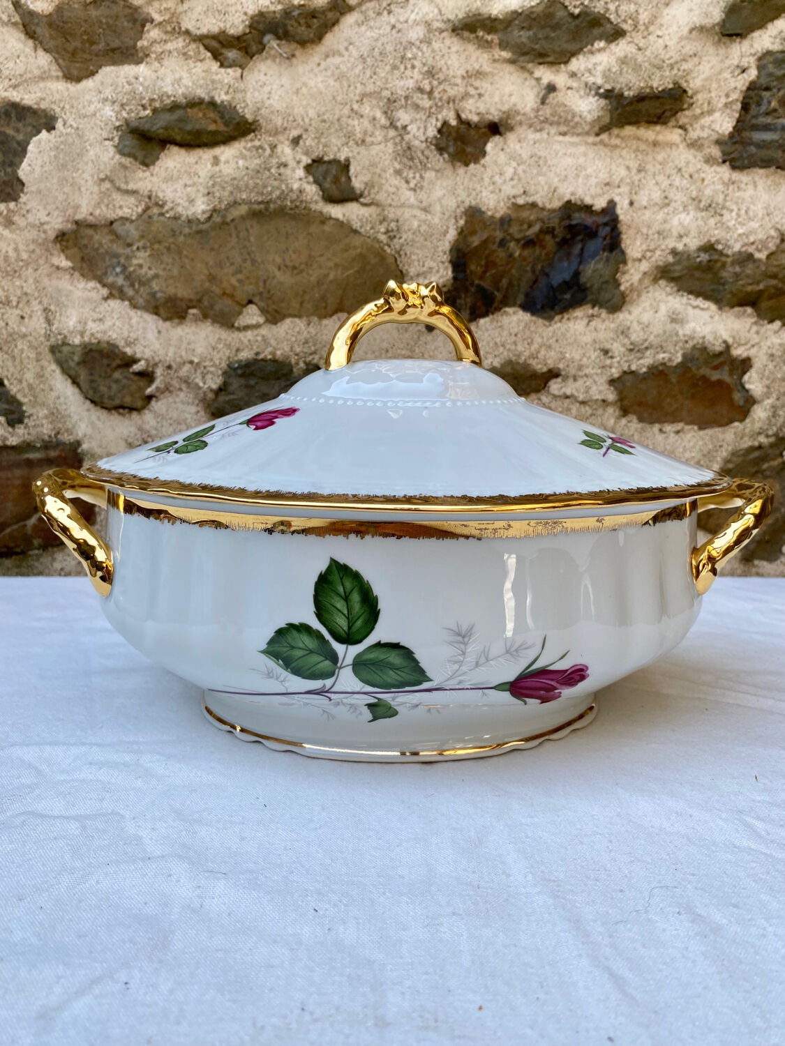 Service de table Berry roses en porcelaine