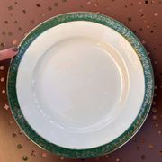 Round earthenware plate Digoin Sarreguemines Berry green with golden frieze.