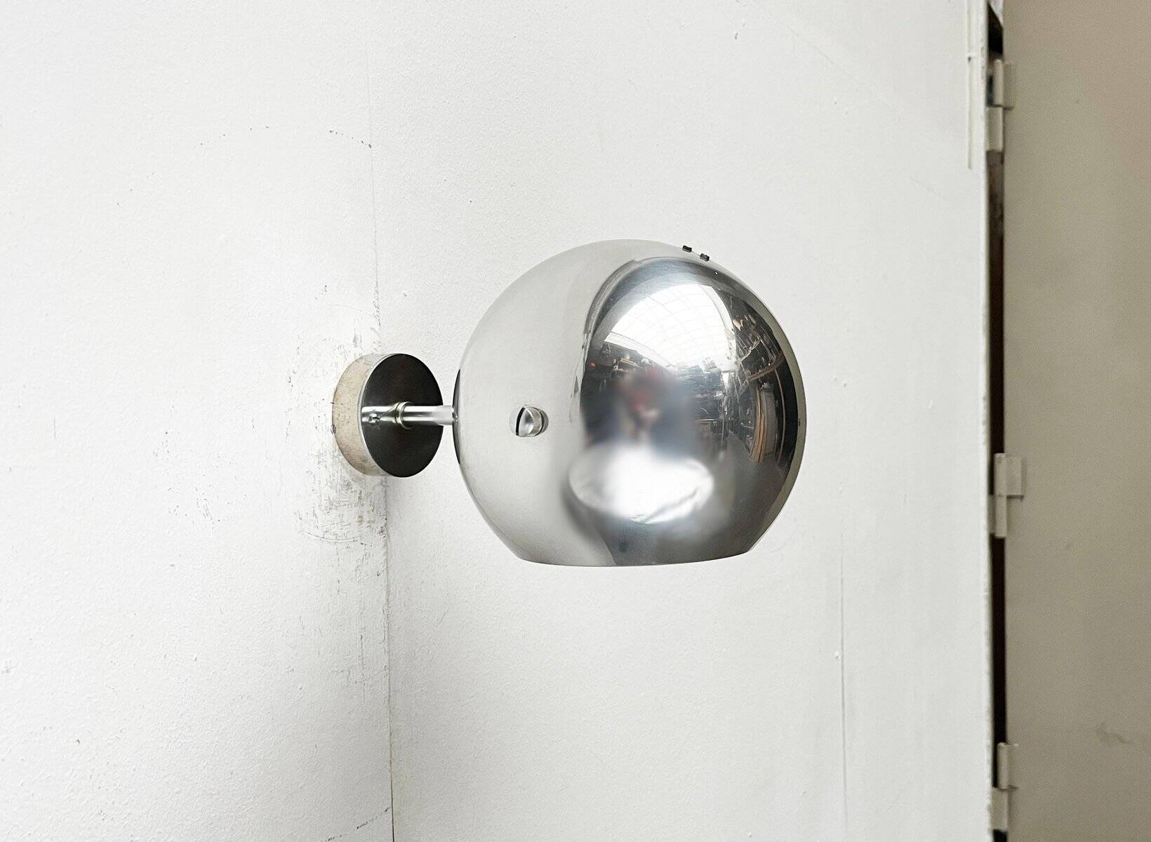 Wall lamp sphere model 48591 in mid-century Danish space style by Louis Poulsen, 1960s.