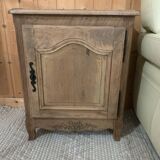 Jam jar in solid walnut