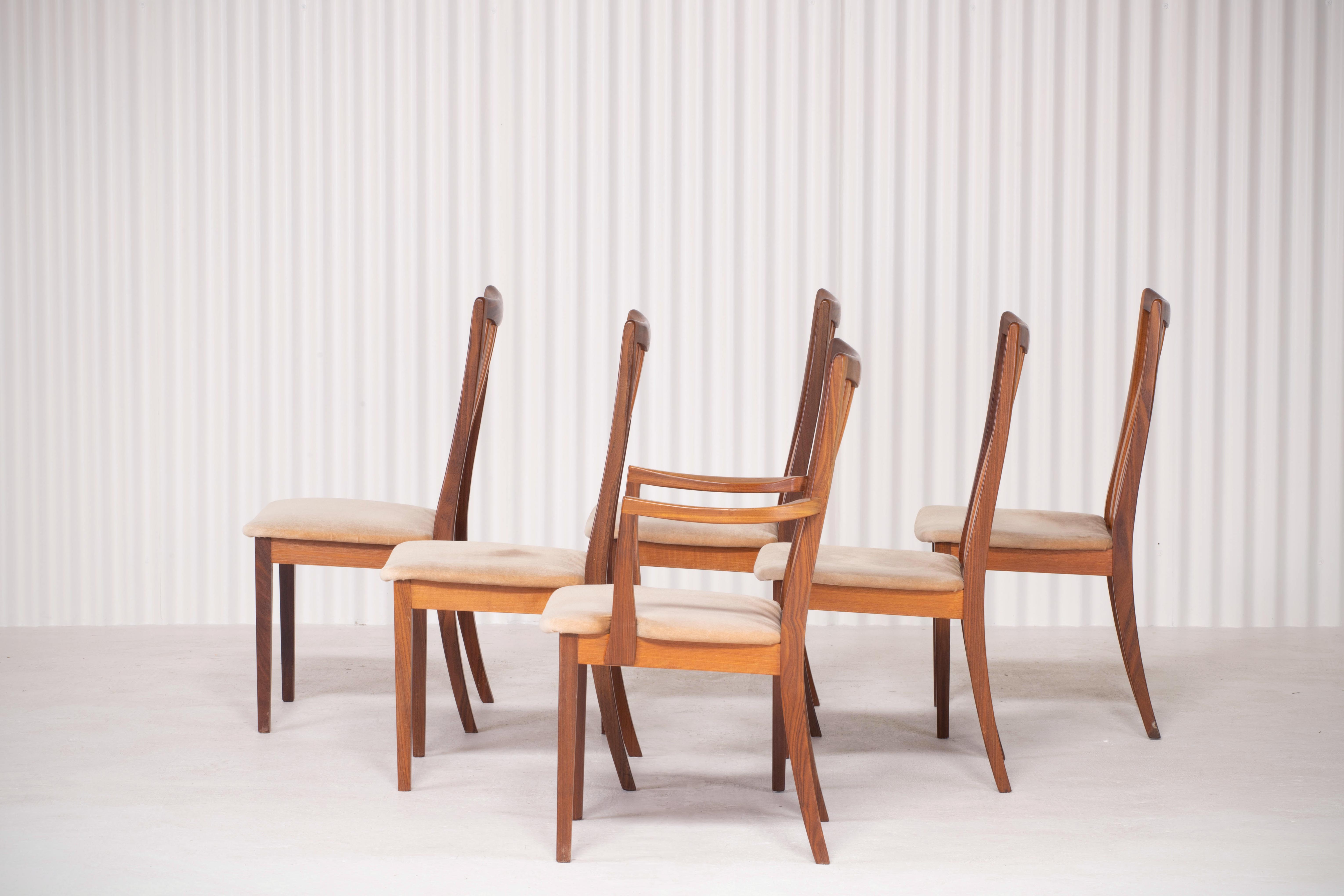 Série de 6 chaises scandinaves vintage