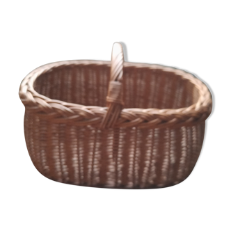Wicker basket