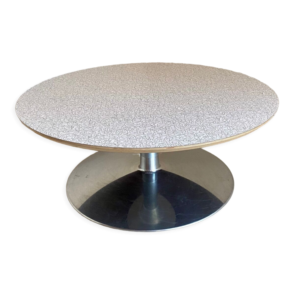 Round coffee table by Pierre Paulin for Artifort, 1990