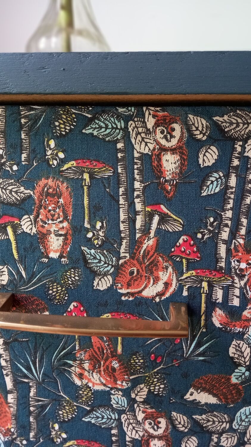 Vintage chest of drawers