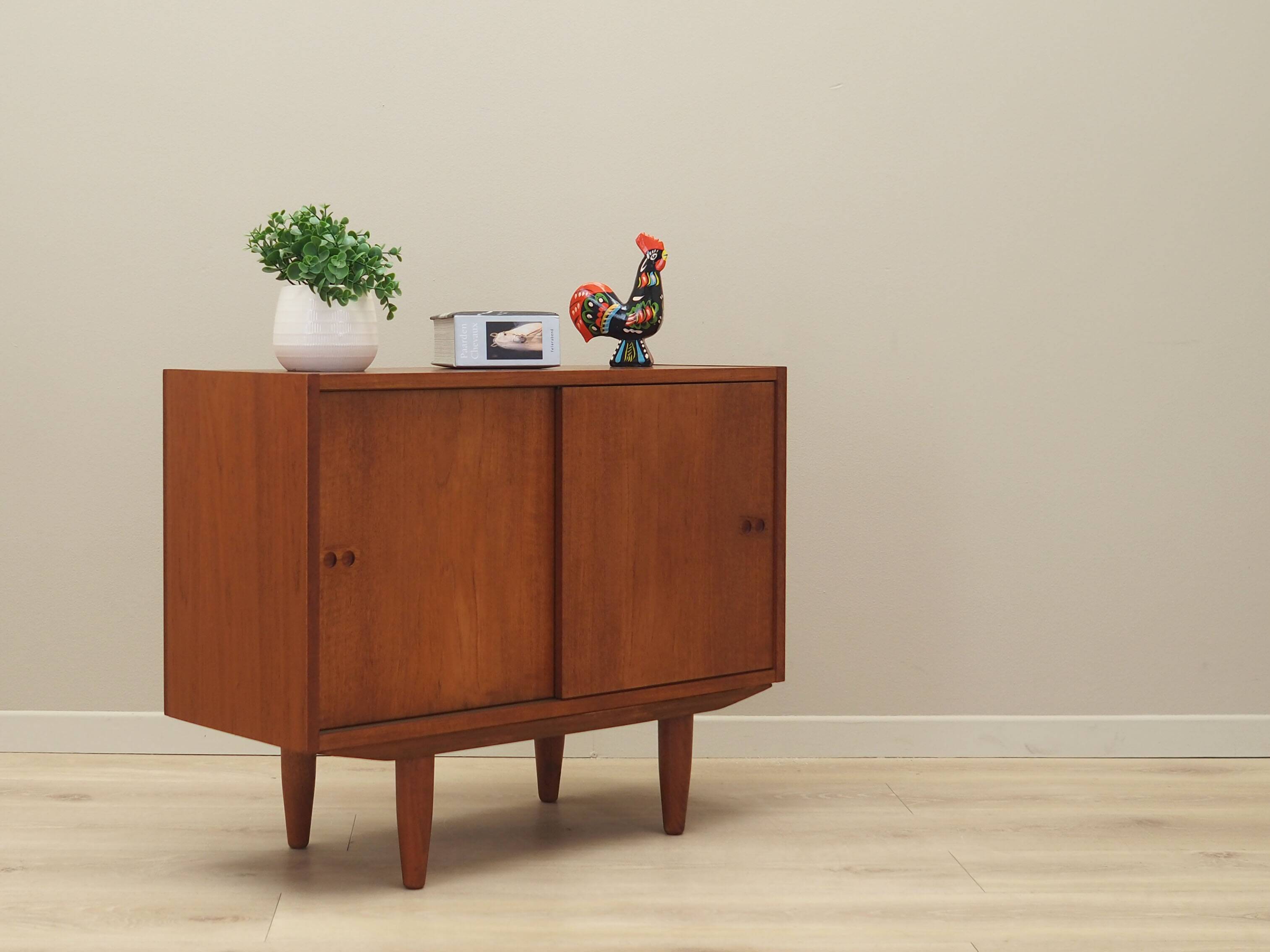 Cabinet danois en teck par Arne Vodder, années 1960