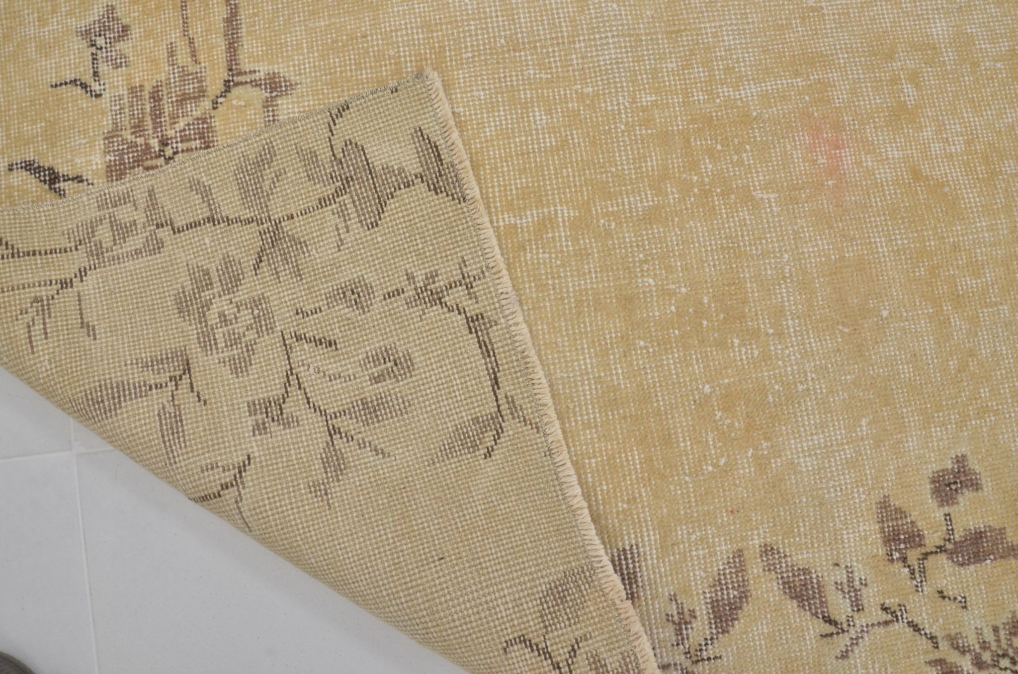 Tapis vintage Oushak neutre sku1833