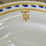 9 assiettes anciennes Théodore Haviland, estampillées et monogrammées