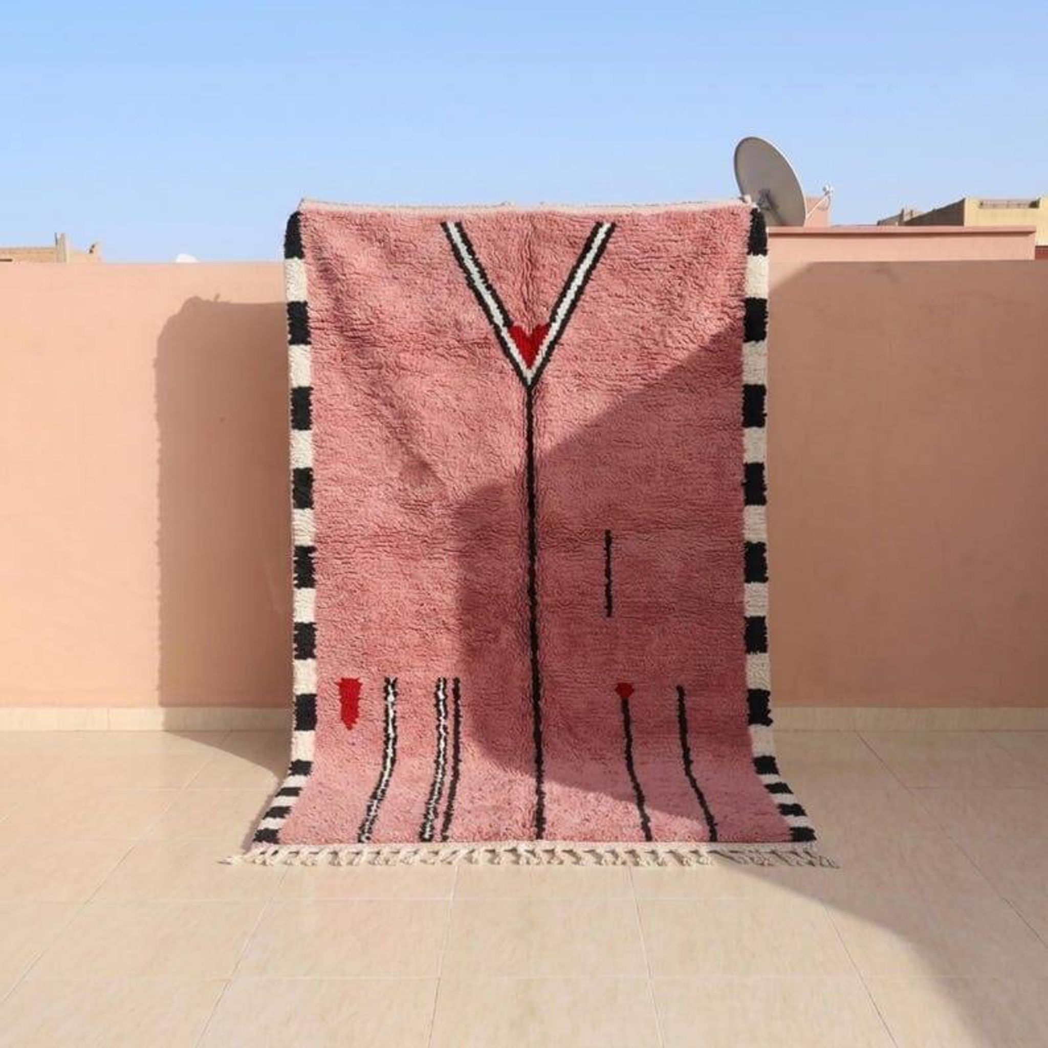 Tapis en laine naturelle tissé main traditionnelle artisanale 2/3 m