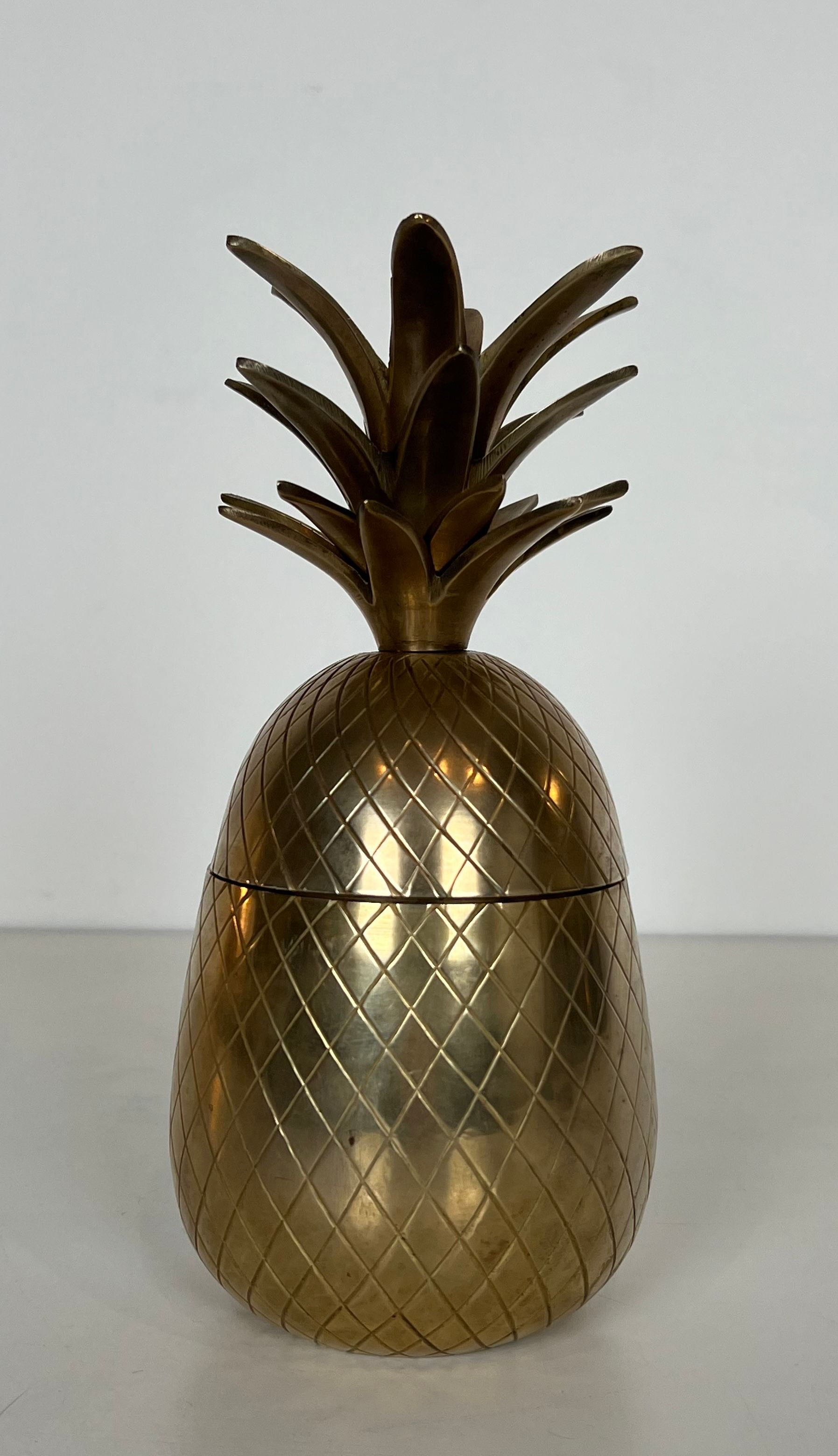 Pineapple ice bucket in brass and steel