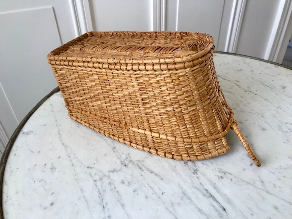 Rattan basket 70s