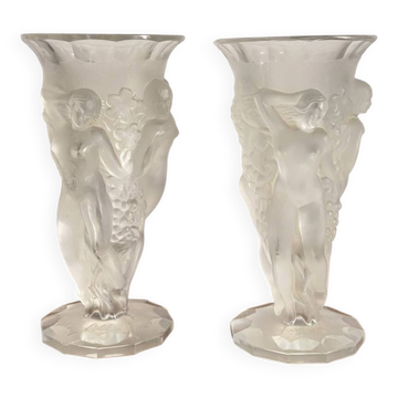 Paire de Vases verre moulé Nymphes Bacchantes Style Lalique Detel Art Deco⁠