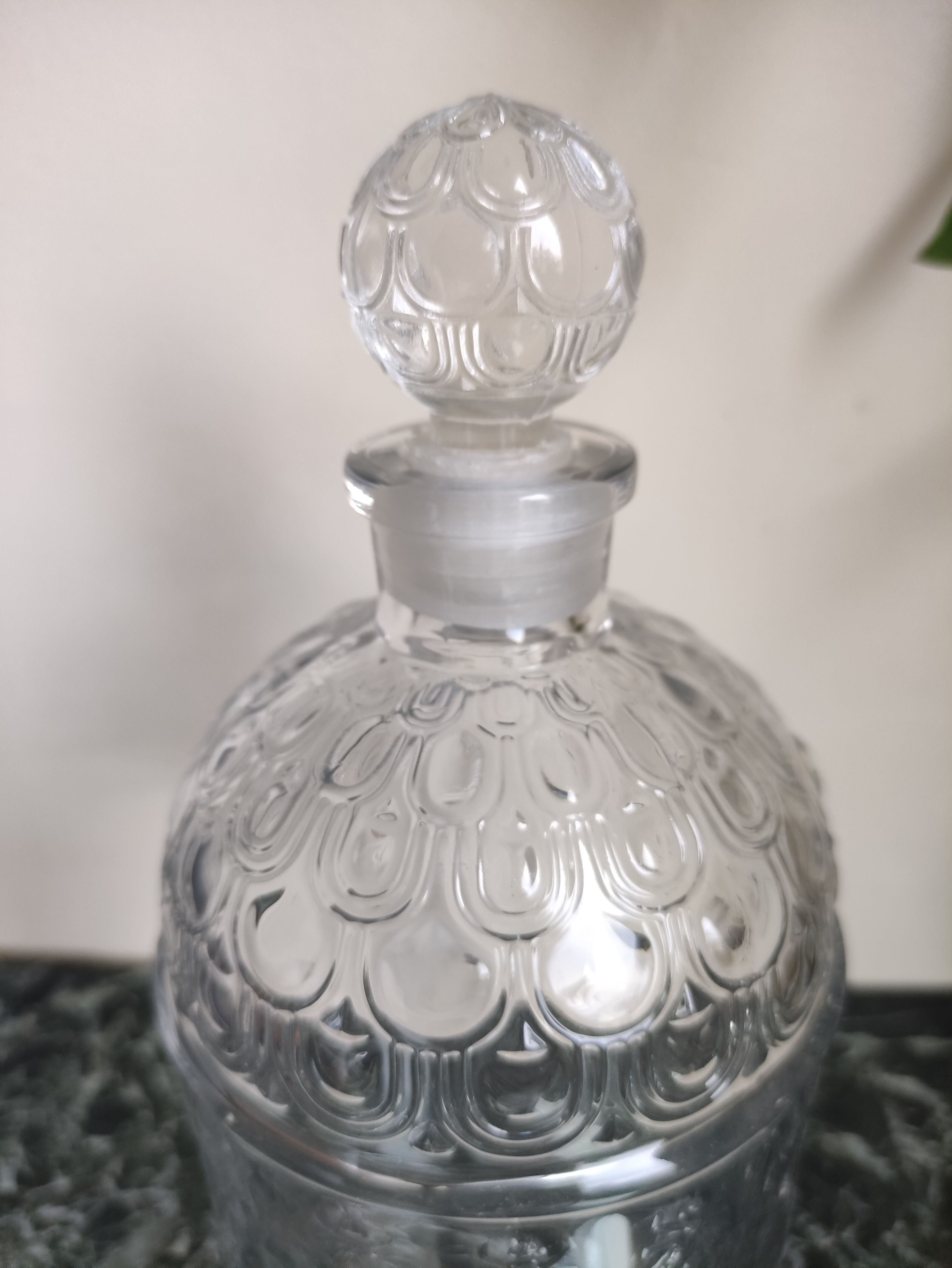 Large bee bottle 1 L Guerlain glass