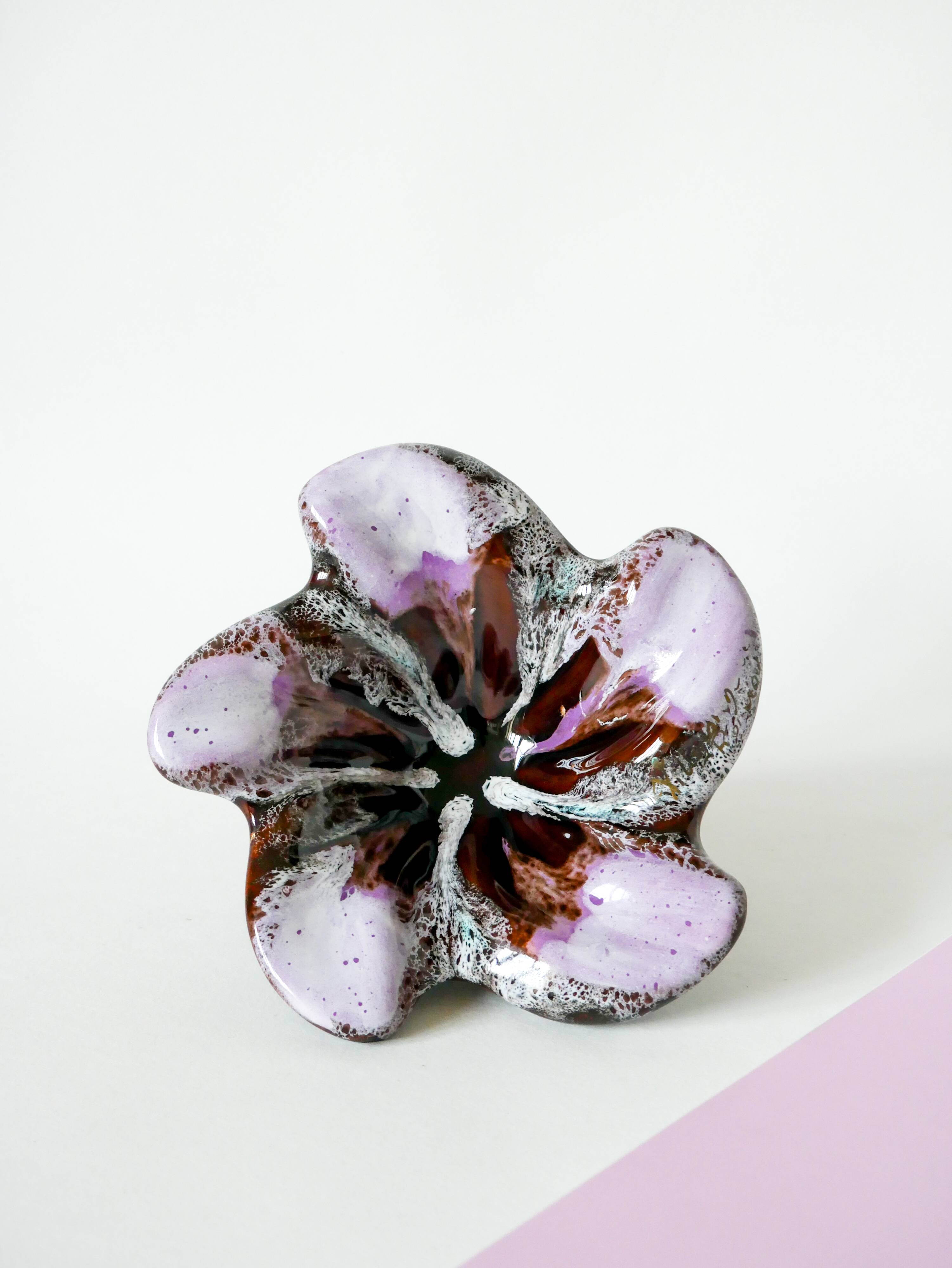 Purple lilac and brown star ceramic pocket tray / cup 1970