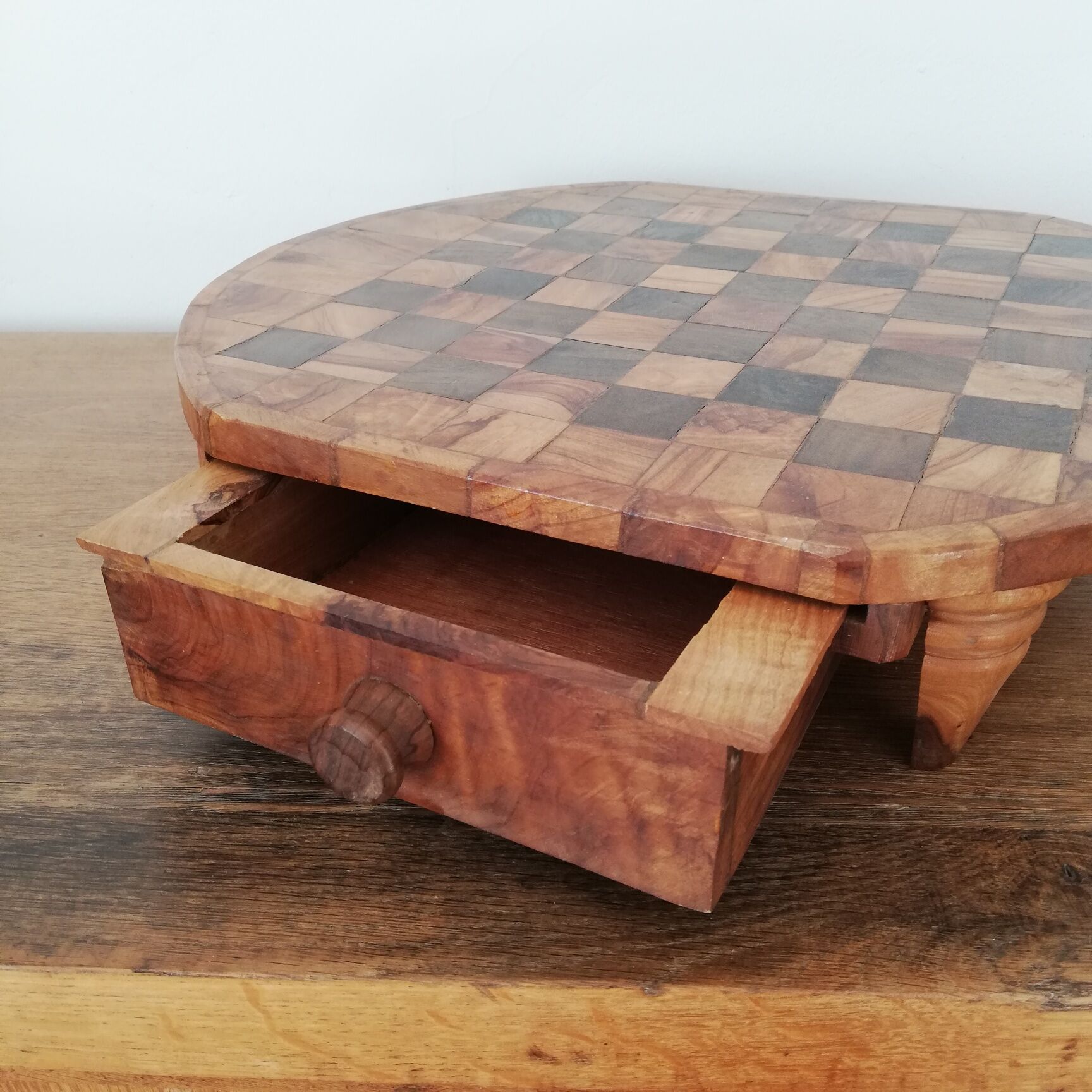 Olivier's wooden chessboard