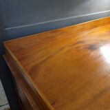 Bureau plat avec rebord
