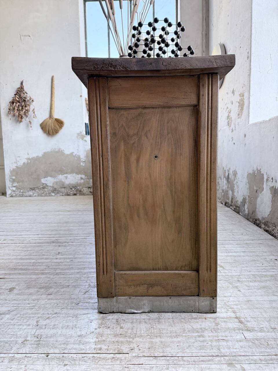 Walnut trade counter 2m5