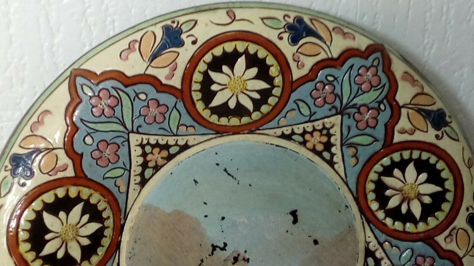 Assiette thoune faience suisse emaux  decor paysage debut 20 eme