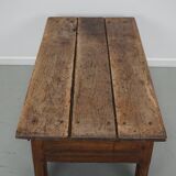 Table basse rustique en châtaignier de style ferme espagnole du XVIIIe siècle