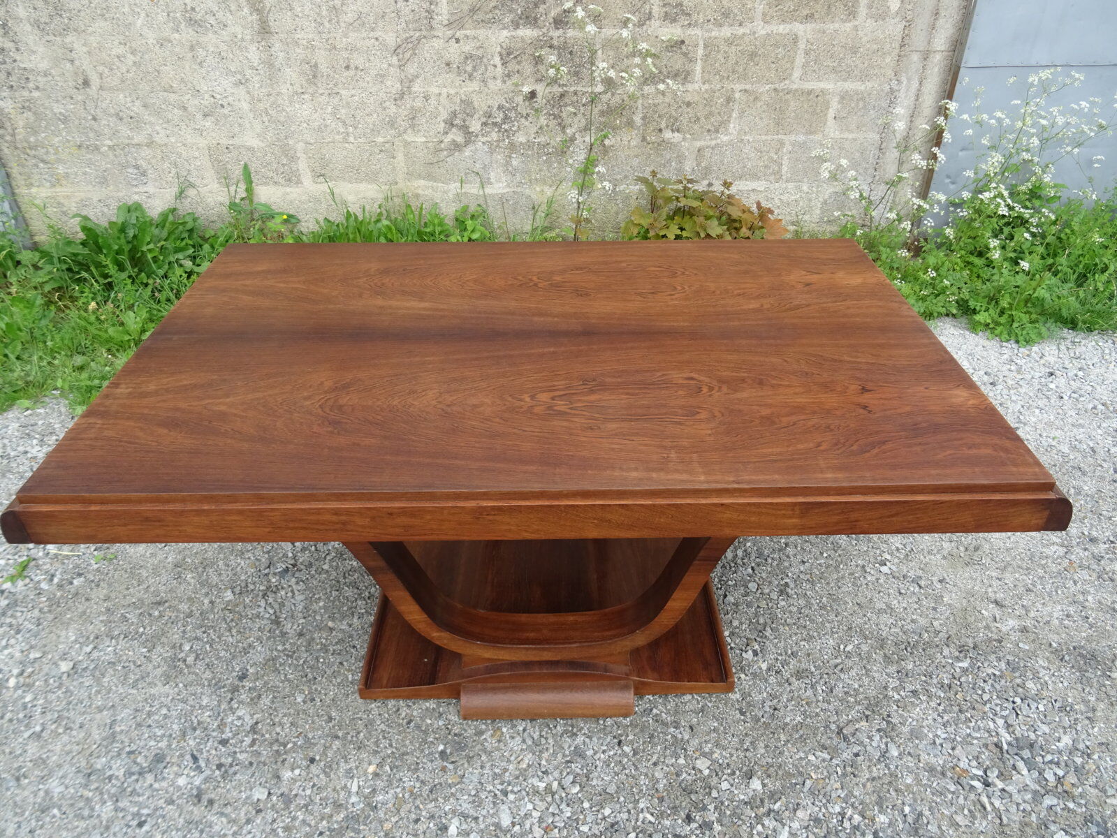 Art deco table with rosewood extensions