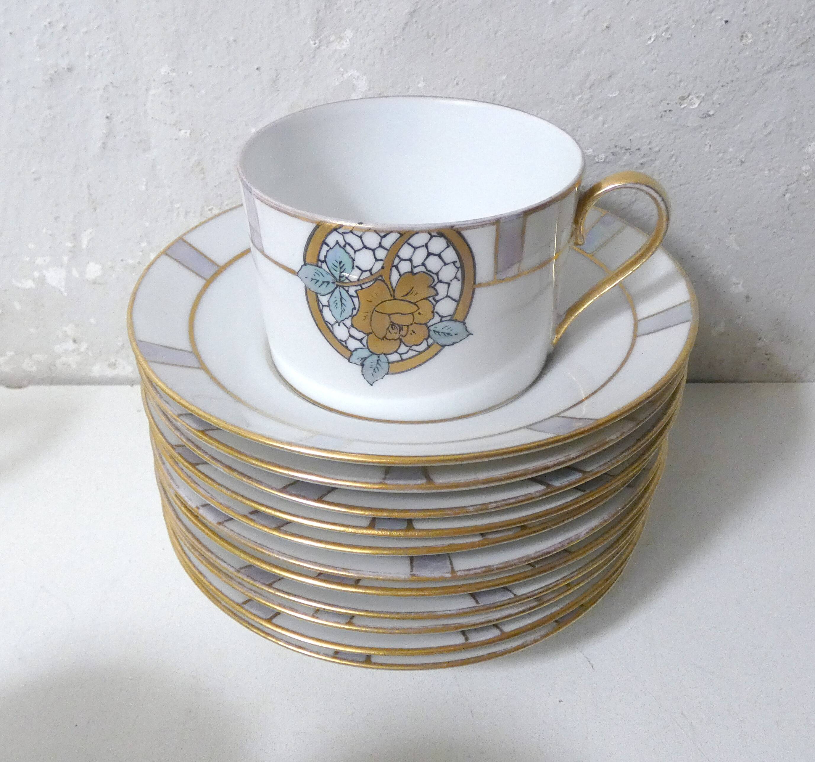 Limoges Ribes porcelain tea and coffee service, gold, silver, iridescent mother-of-pearl, Art Deco