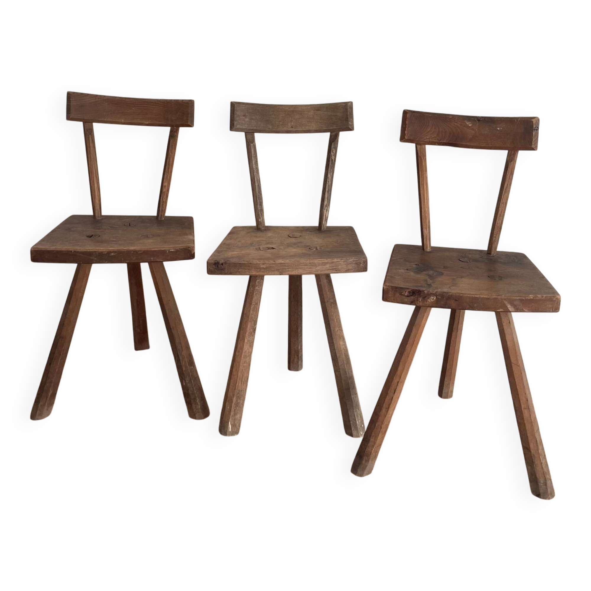Chaises tripodes bois art brut