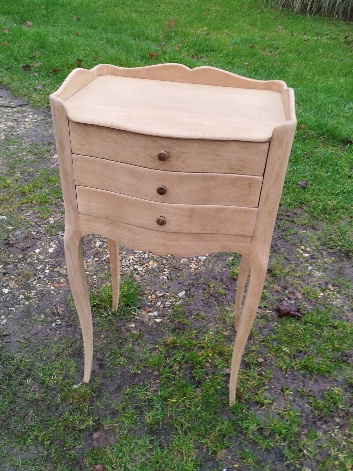 Pair of antique Louis XV style bedside tables