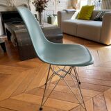 Set of 6 Vitra DSR chairs