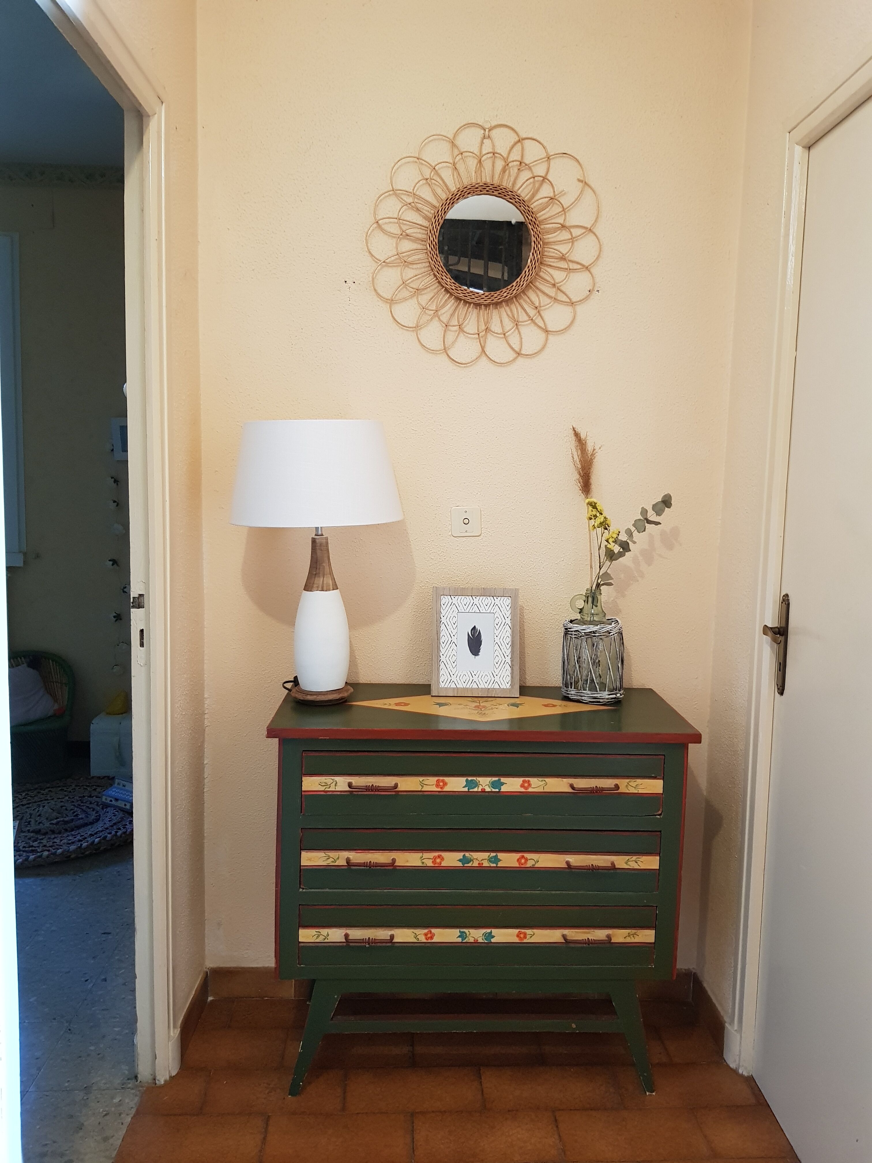 Commode vintage des années 70 avec motif floral