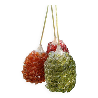 Grape cluster suspension