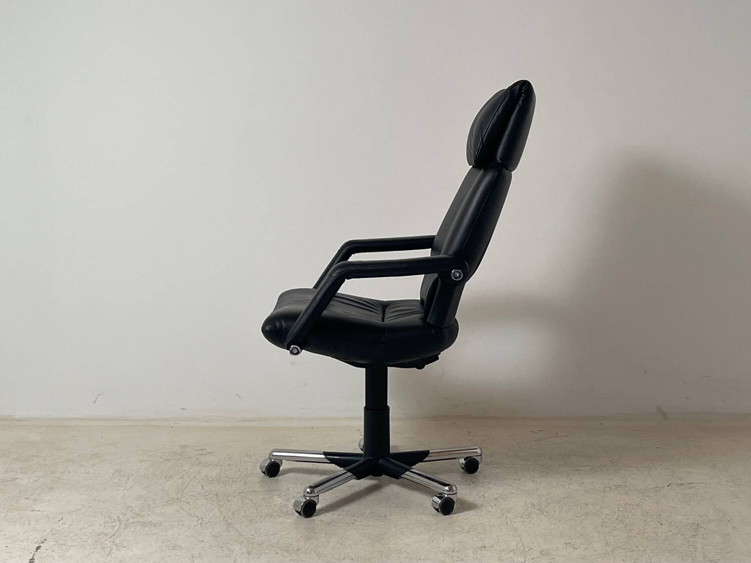 Vitra Mario Bellini office chair