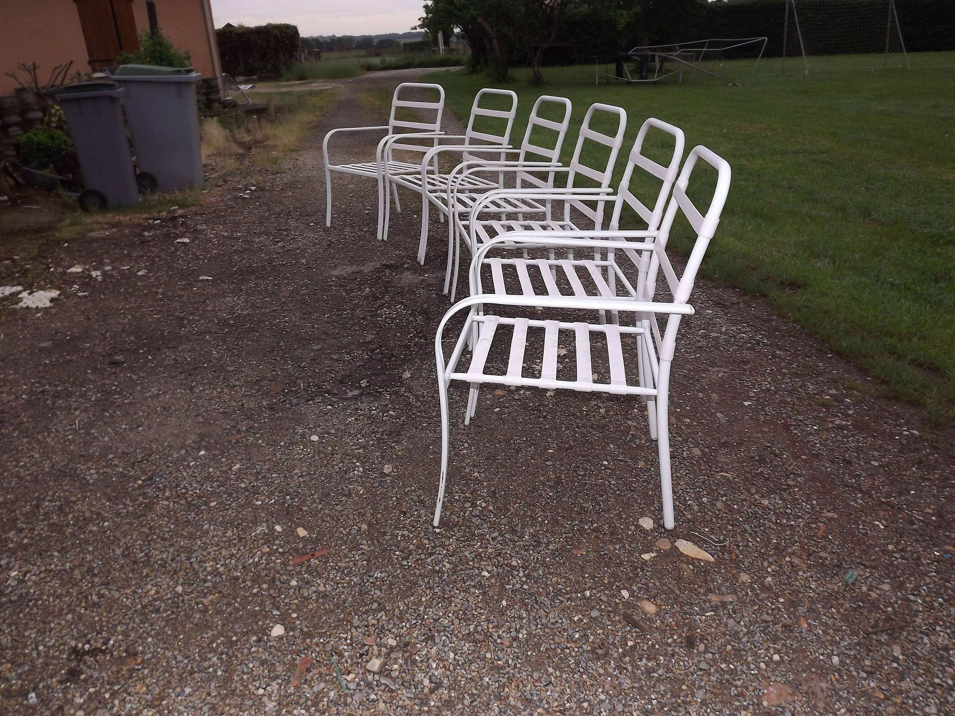 6 iron and plastic garden chairs