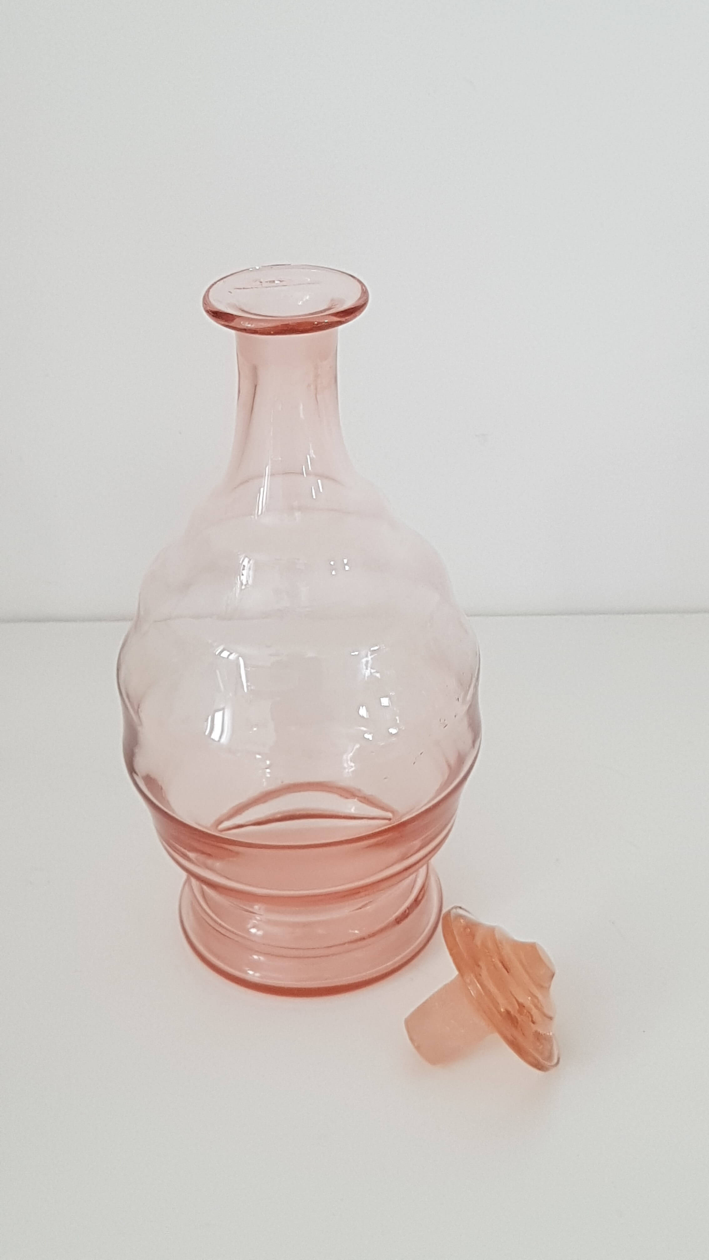 Old decanter pink glass - Art Deco