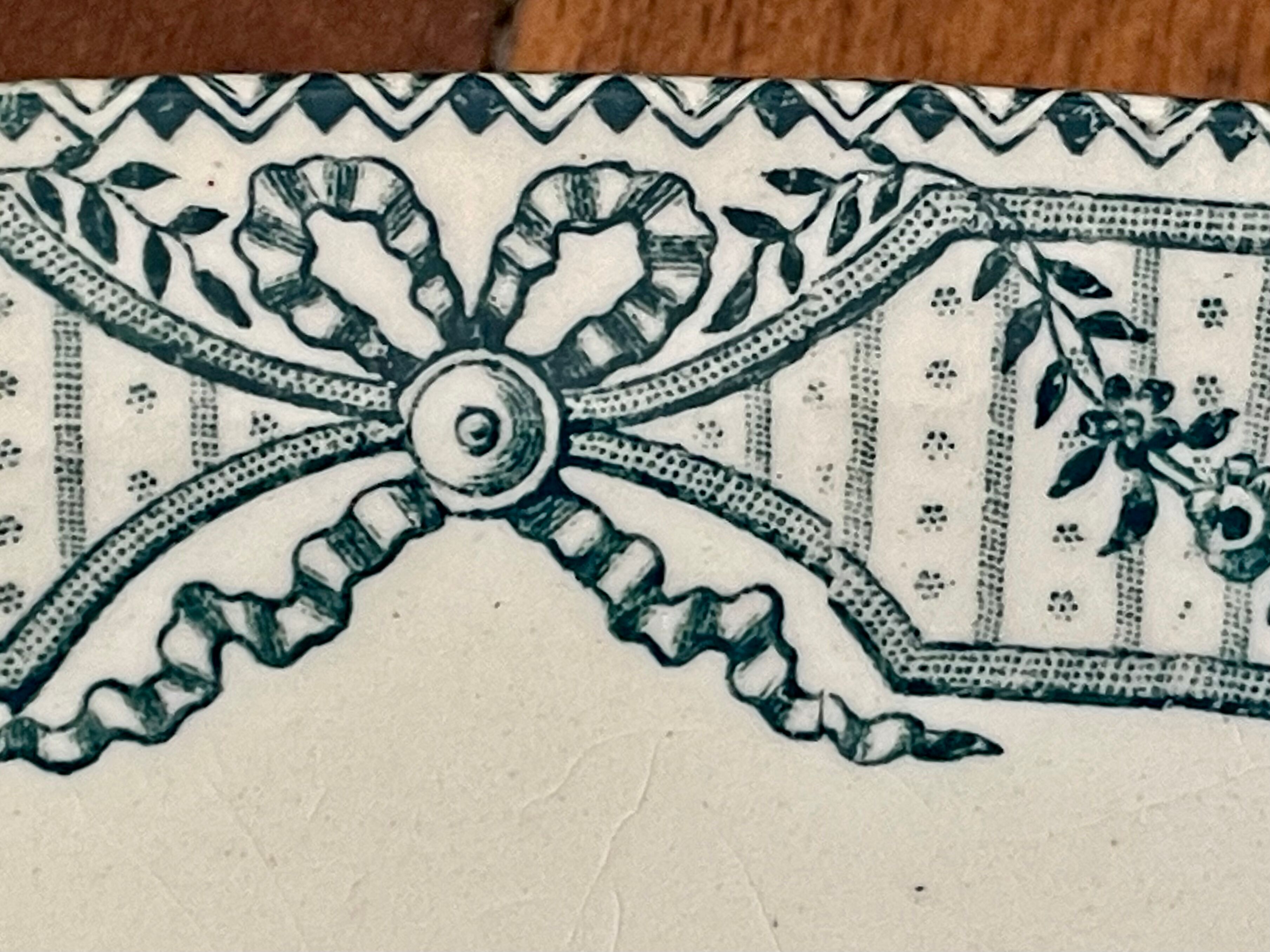 Lot of dishes iron earth Salins model directoire