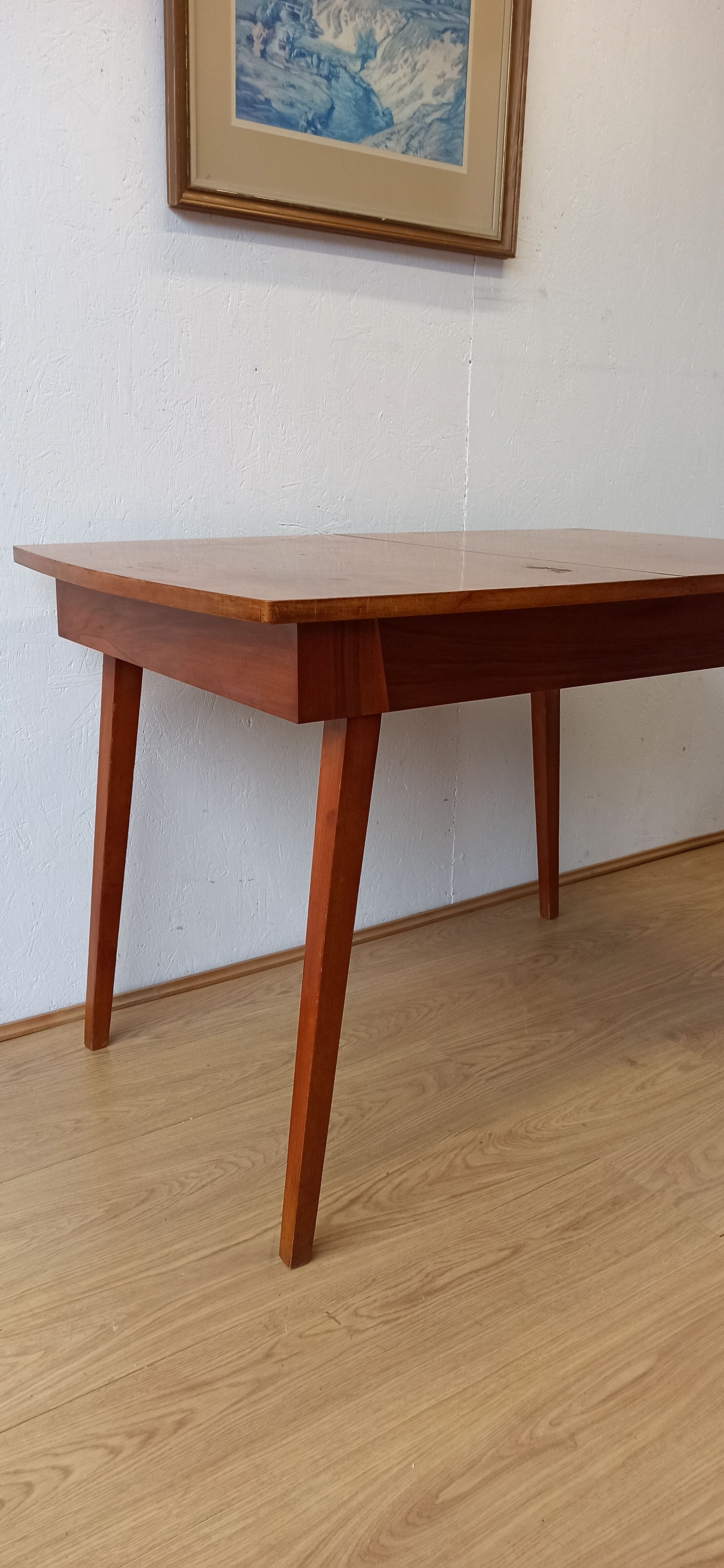 Modernist extendable dinning table  Bilea  of the 1960s.