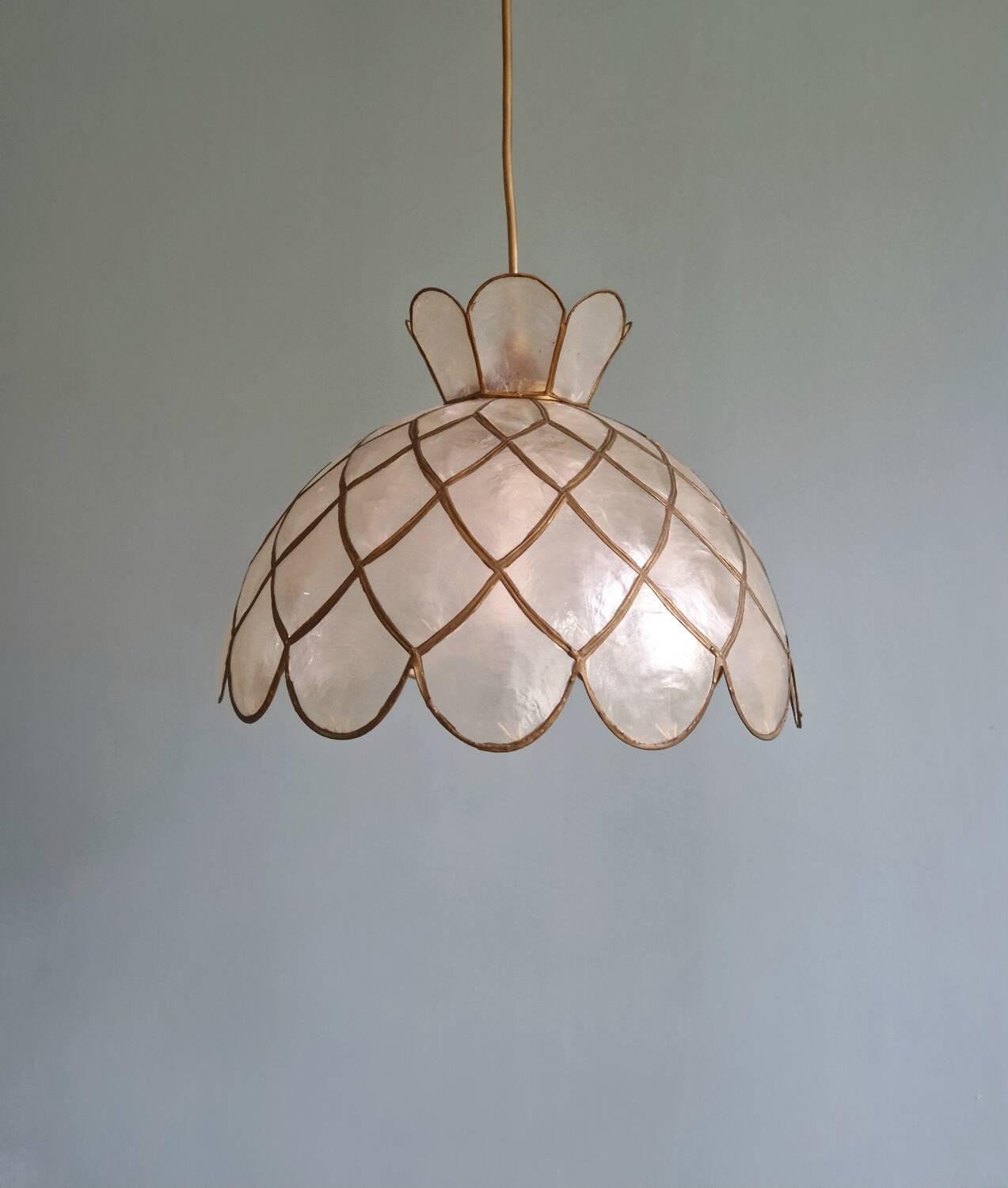 Suspension vintage en nacre de capiz, années 70
