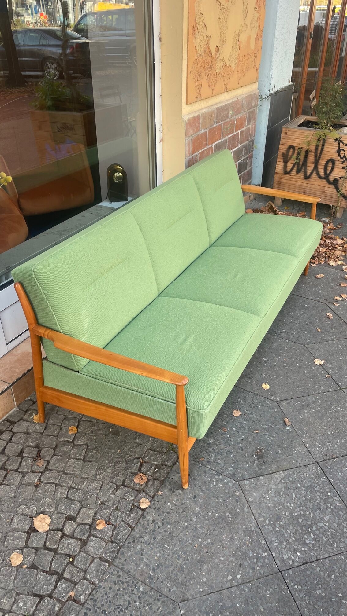 Daybed of the 60s vintage in wood and fabric