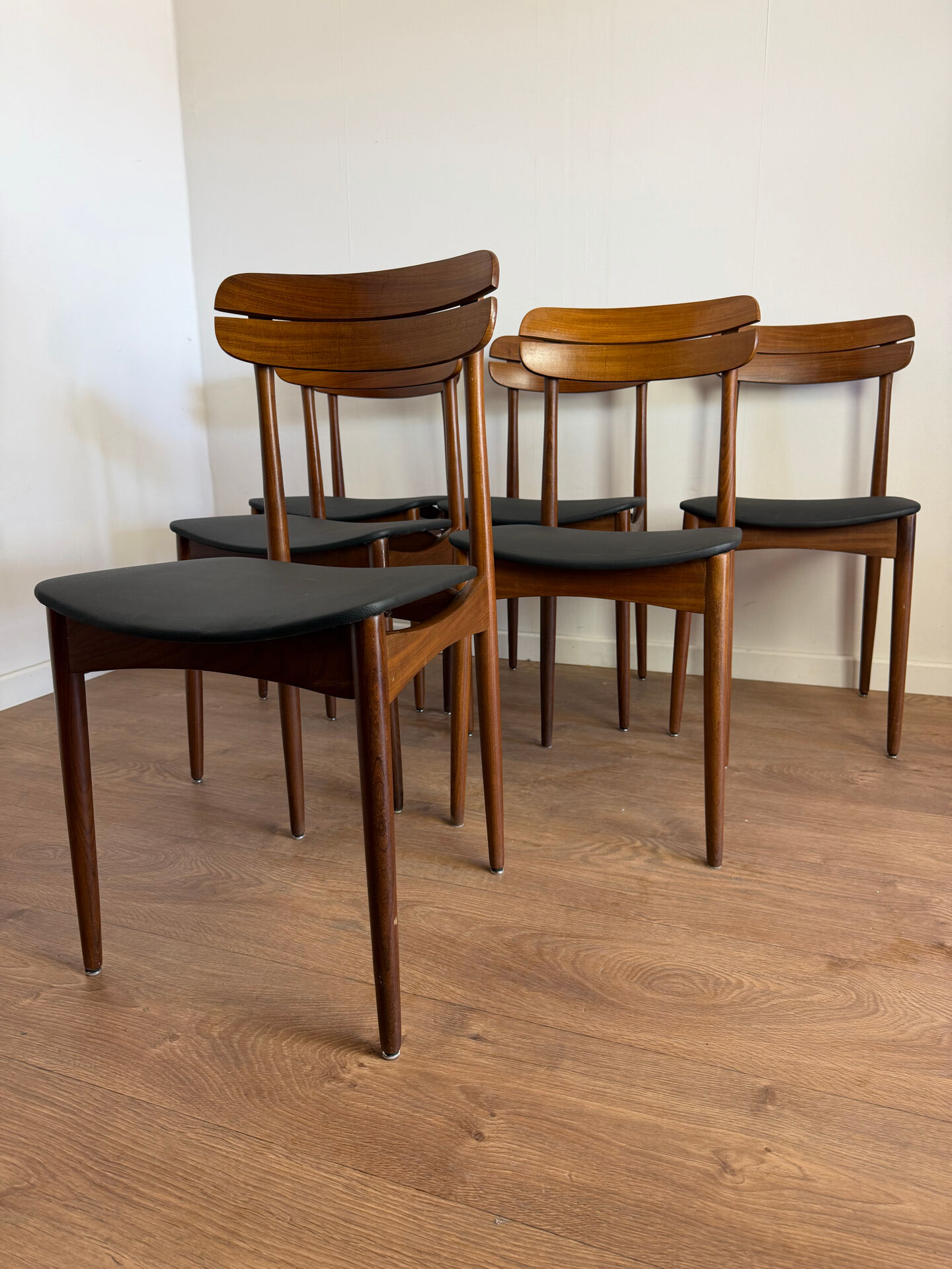 Set of 6 Scandinavian teak chairs – 1960s