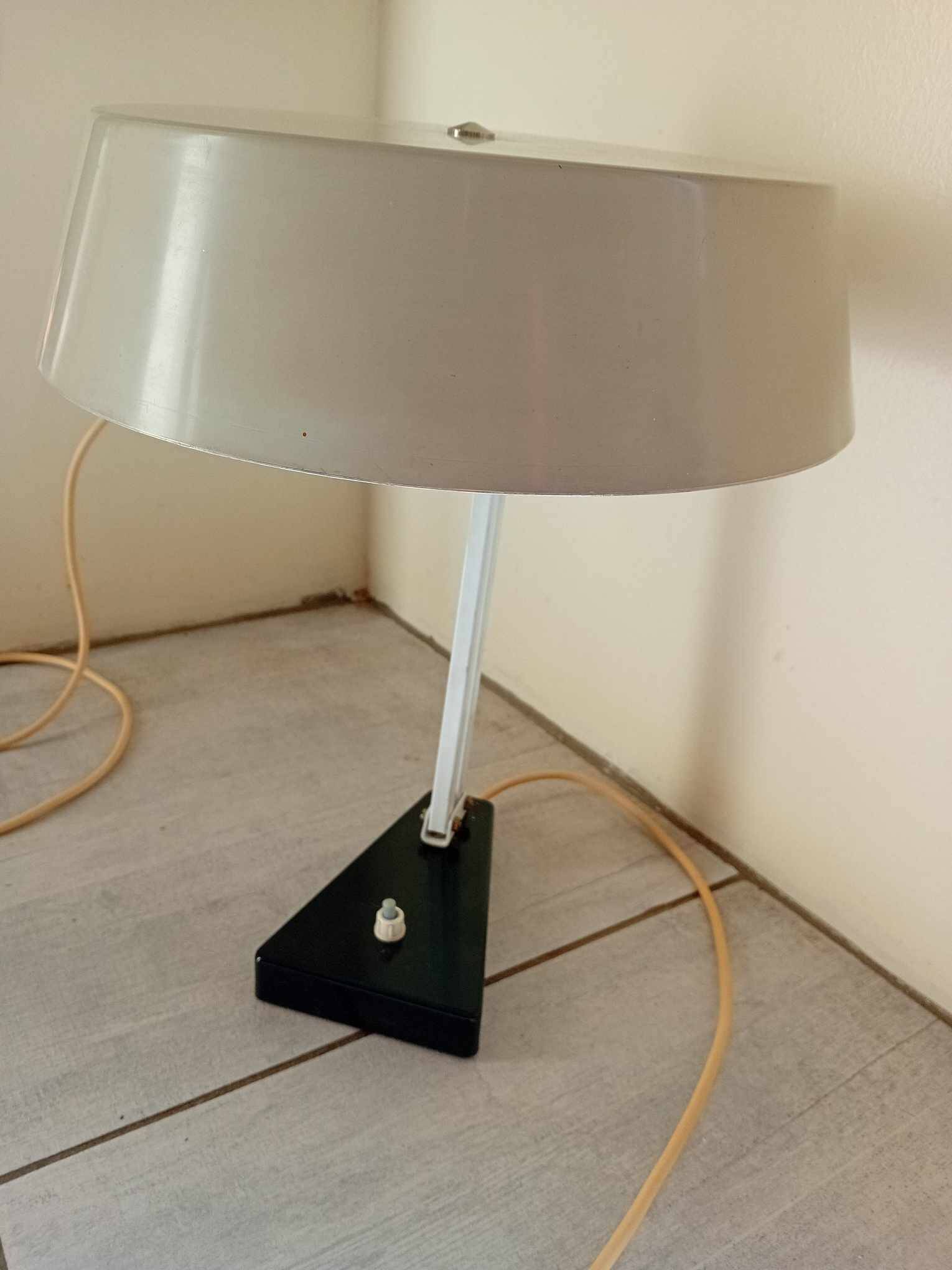 Model 147 desk lamp by h.busquet, 1960s