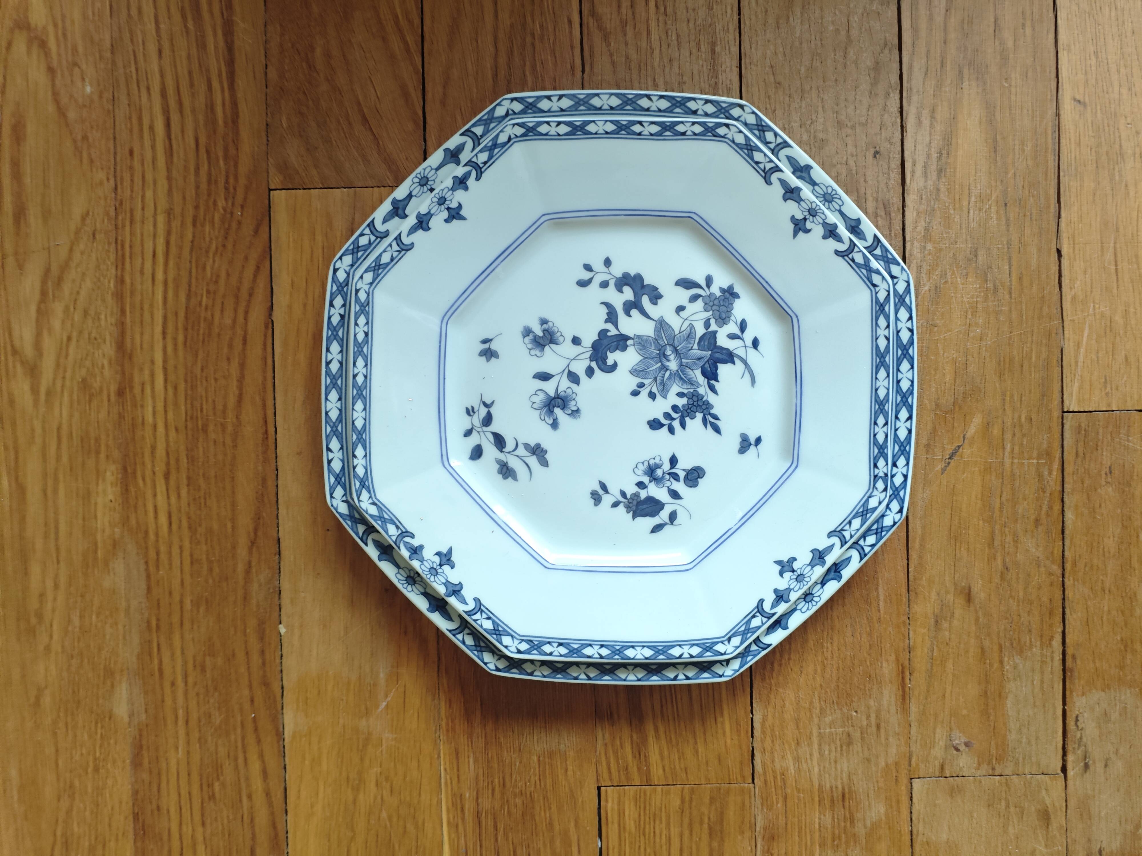 Assiettes porcelaines Raynaud décors Amphitrite compagnie des Indese des q