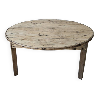 Round farmhouse coffee table