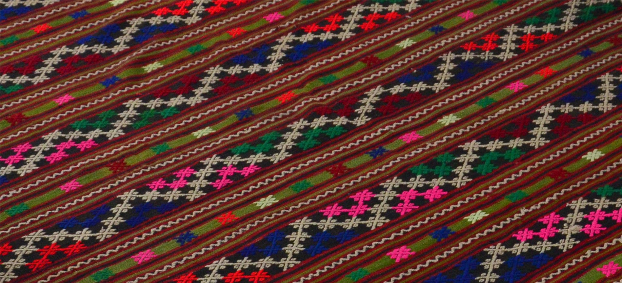 Anatolian handmade kilim rug 250 cm x 174 cm